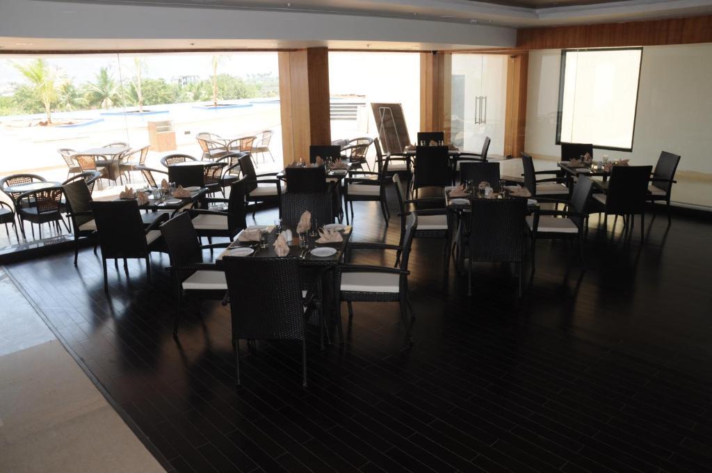 Fortune Select Grand Ridge, Tirupati - Member Itc Hotels' Group Exterior foto The restaurant